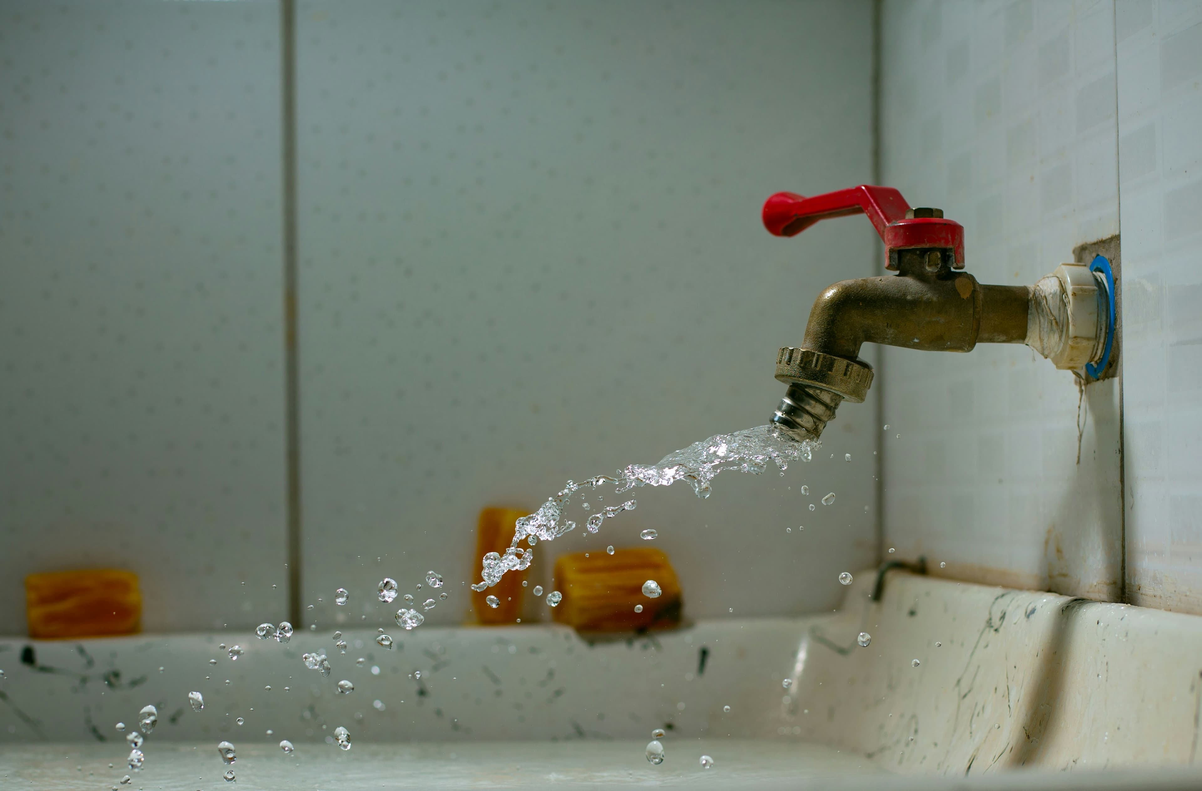 Broken Tap Splash
